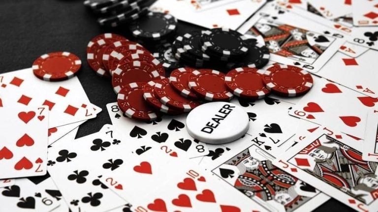 সাধারণ প্রশ্নে গোপনীয়তা ও অ্যাকাউন্ট সুরক্ষা